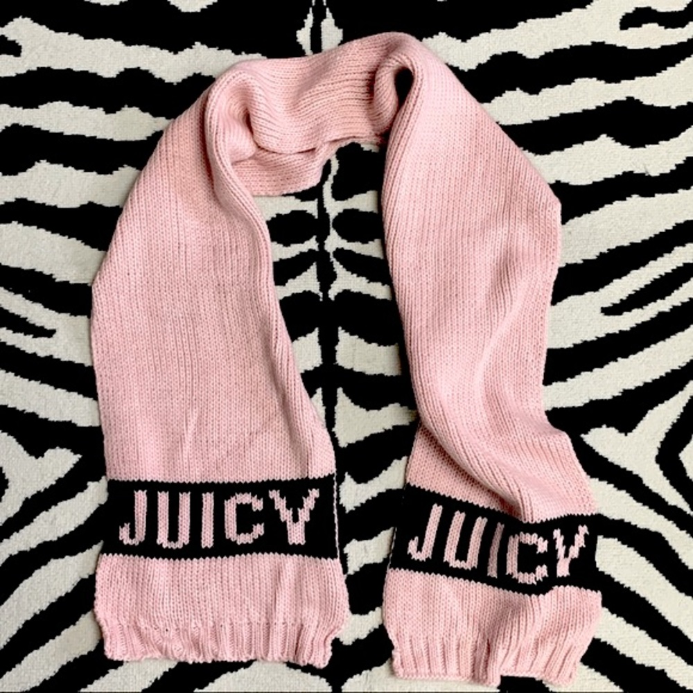 NWOT Juicy Couture Pink Knit Scarf Spell Out Juicy